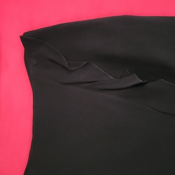 Black Banana Republic Skirt with Front Ruffle - Picture 2 of 7